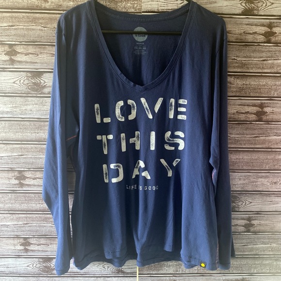 Life Is Good Tops - Life‎ Is Good Women's Long-Sleeved Top Size XXL Blue Red Stitch Fitted V-Neck
